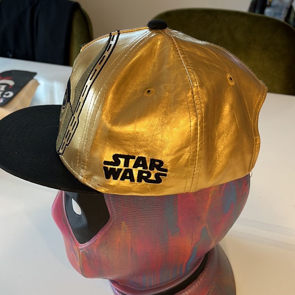 RIVER ISLAND STAR WARS GOLD BASEBALL HAT - Picture 2 of 6